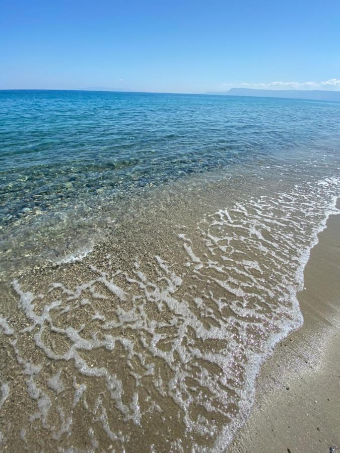Tyrrhenian Sea Apartment Торре-Фаро Екстер'єр фото